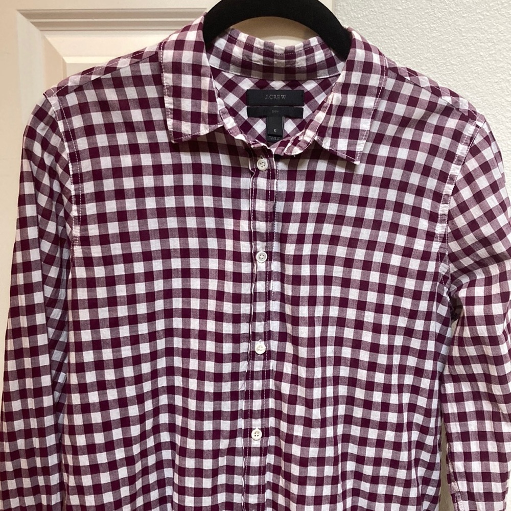 J crew size 6 women’s button up boy style